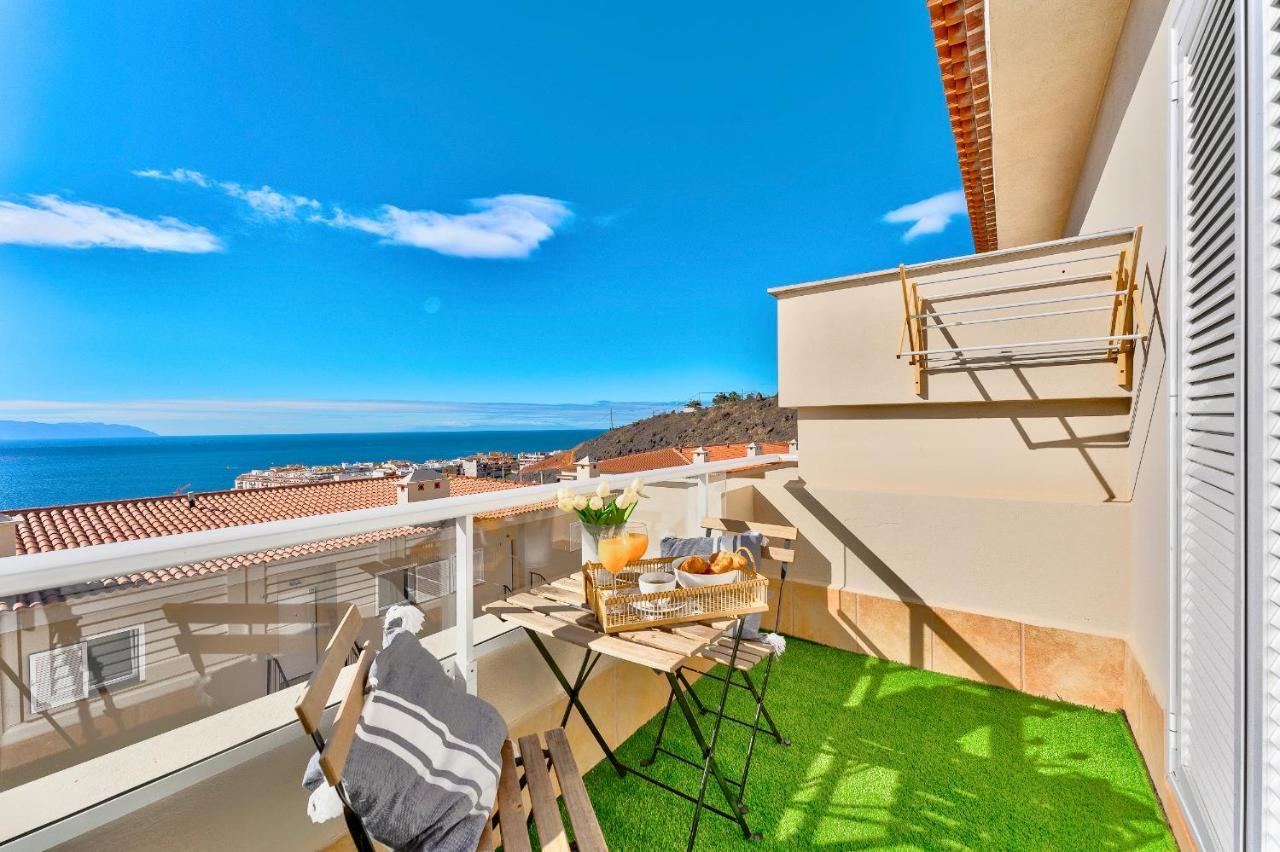 Black Beach Luxury Vacation House Puerto de Santiago  Eksteriør billede