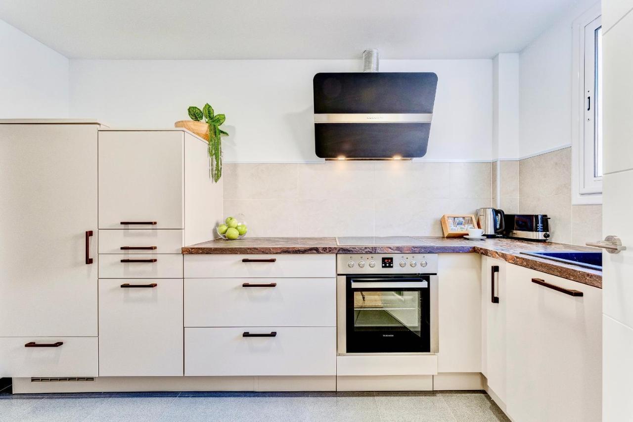 Black Beach Luxury Vacation House Puerto de Santiago  Eksteriør billede